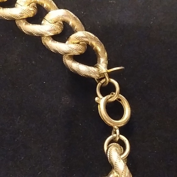 Necklace - Picture 2 of 2